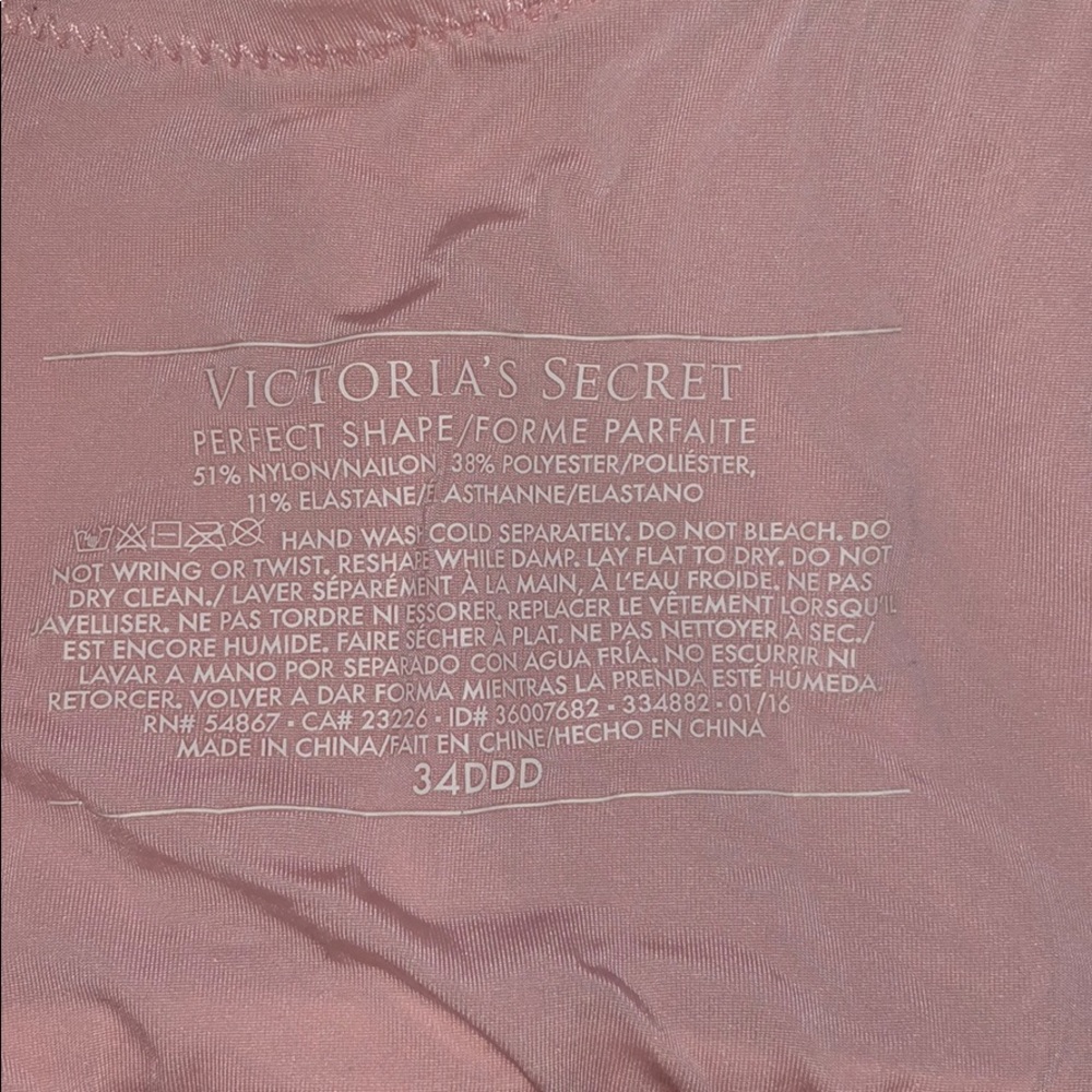 Victoria’s Secret Bra - Picture 2 of 3